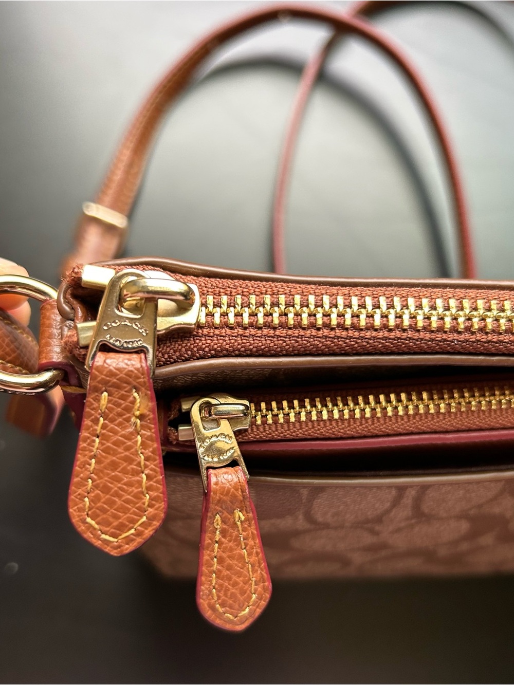 Coach East/West Pop Crossbody Bag with Brown Pouch - Picture 9 of 9